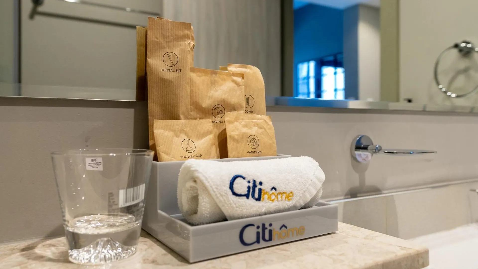 Citihome -1Br With Balcony & Pool View In Zada Tower Dubai